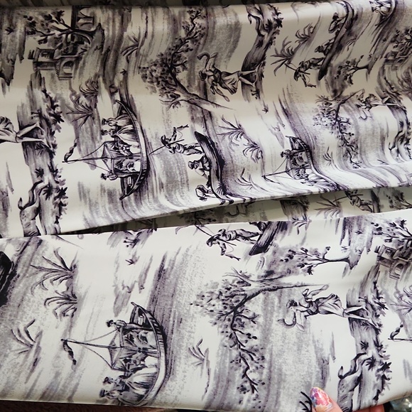 Babaton Hampton Dress - Picture 6 of 8